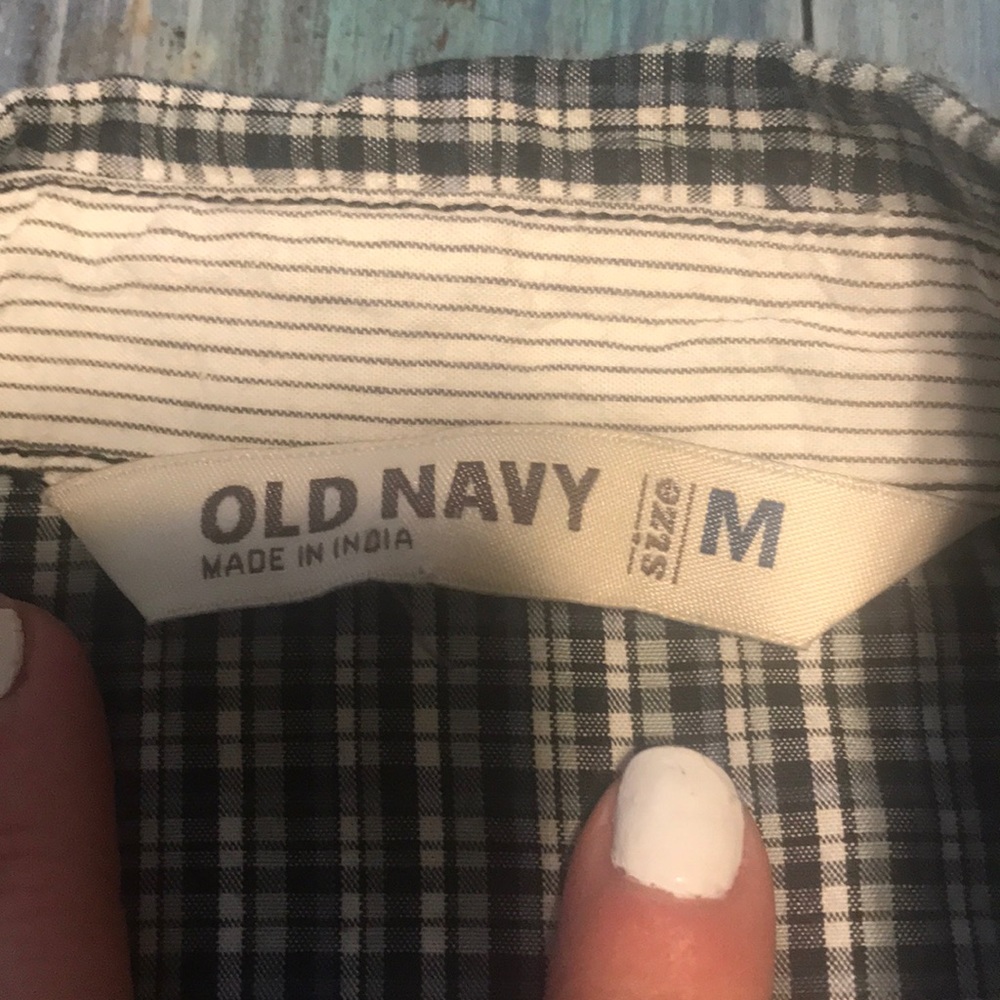 Button Up - Picture 2 of 4